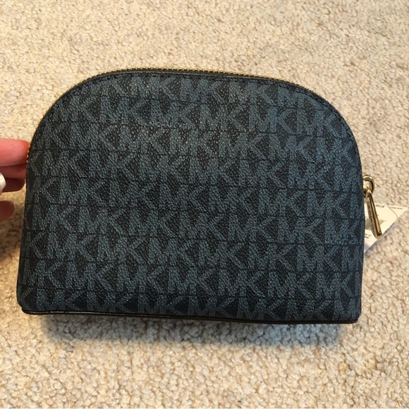 Michael Kors Admiral Blue Travel Large Weekender Bag set wallet & cosmetic pouch - Picture 4 of 15